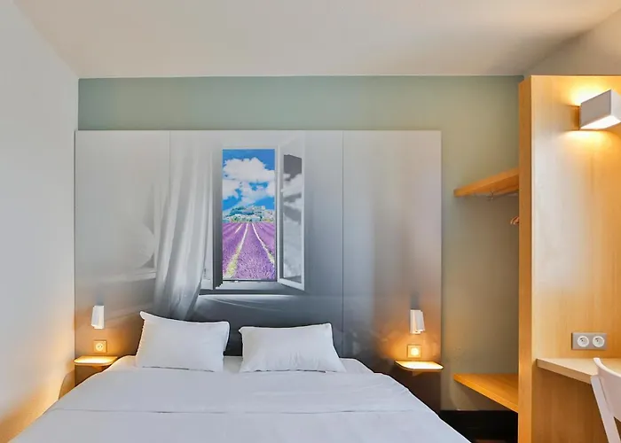 Sud Hotel 2*