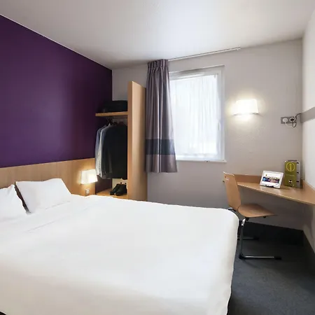 Sud Hotel 2*