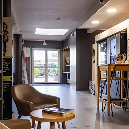 Sud מלון ואלנס